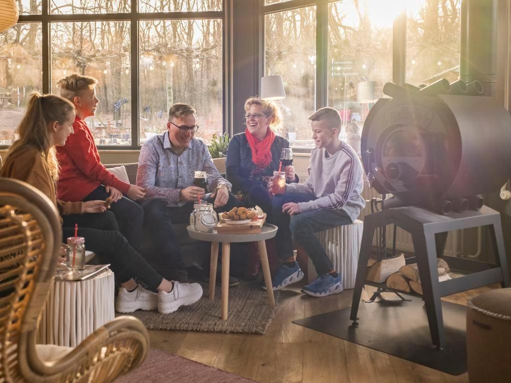 Landal Rabbit Hill Hotel Nieuw-Milligen Bagian luar foto
